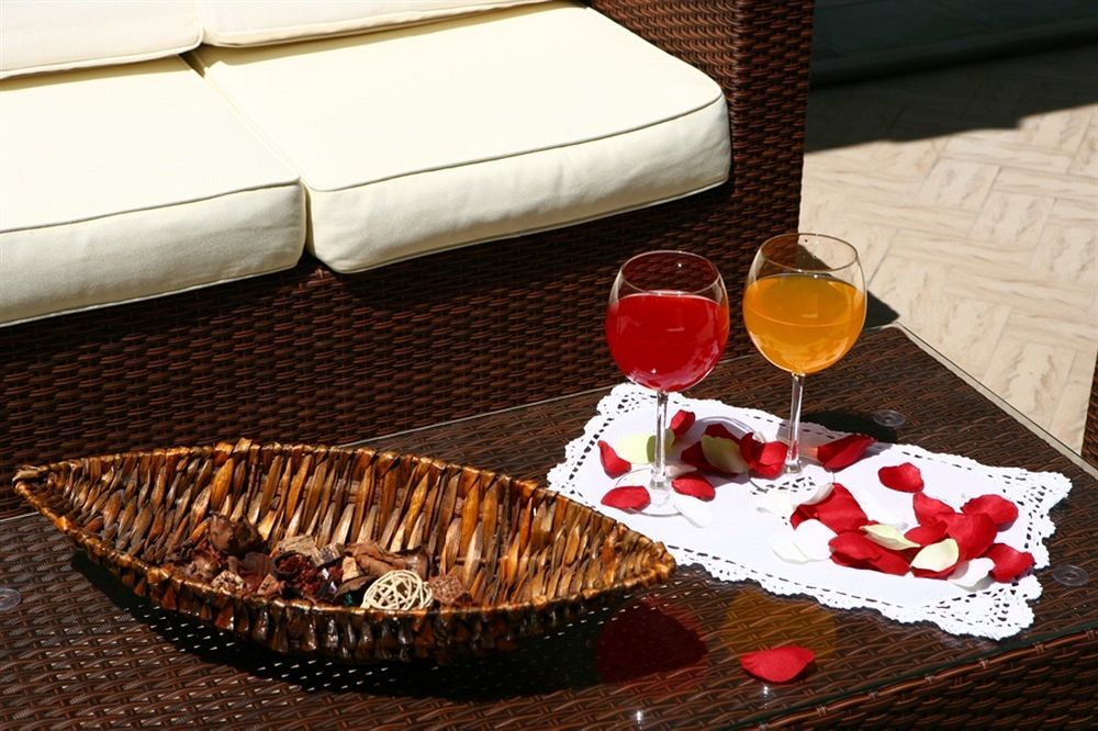 Hotel Italy Misano Adriatico Esterno foto